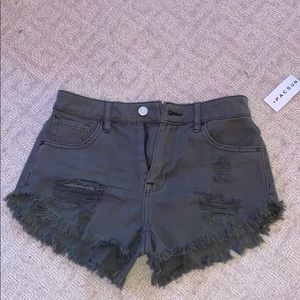 Pacsun Khaki green colored shorts